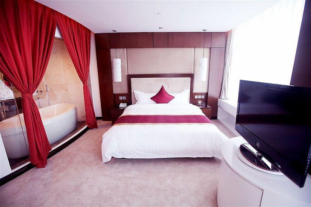The Hanoi Club Hotel & Residences Экстерьер фото